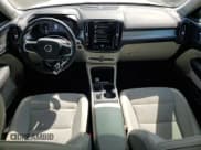 ✅ 2020 Volvo XC40 Momentum • VIN: YV4AC2HK9L2248251 • Лот: 82276615. Опубликован ранее на Copart с пробегом 65 433 миль. Бесплатный доступ к архиву аукционных продаж из США и подробный отчёт об истории автомобиля на DreamBid. Изображение 8.
