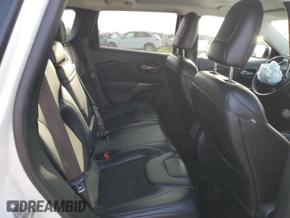 ✅ 2019 Jeep Cherokee Altitude • VIN: 1C4PJLLX9KD130196 • Lot: 48366775. Listed on Copart with 47,341 mi. Free auction sales archive from the USA and detailed vehicle history report at DreamBid. Image 10.