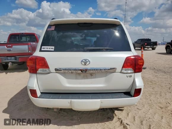 ✅ 2014 Toyota Land Cruiser • VIN: JTMHY7AJ2E4024392 • Лот: 85937895. Опубликован ранее на Copart с пробегом 158 524 миль. Бесплатный доступ к архиву аукционных продаж из США и подробный отчёт об истории автомобиля на DreamBid. Изображение 6.