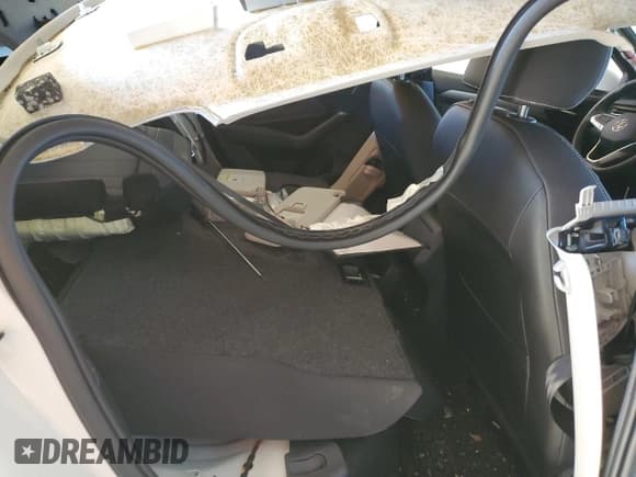 ✅ 2025 Volkswagen Jetta SE • VIN: 3VW7X7BU2SM046803 • Лот: 86322675. Опубликован ранее на Copart с пробегом 7 215 миль. Бесплатный доступ к архиву аукционных продаж из США и подробный отчёт об истории автомобиля на DreamBid. Изображение 10.