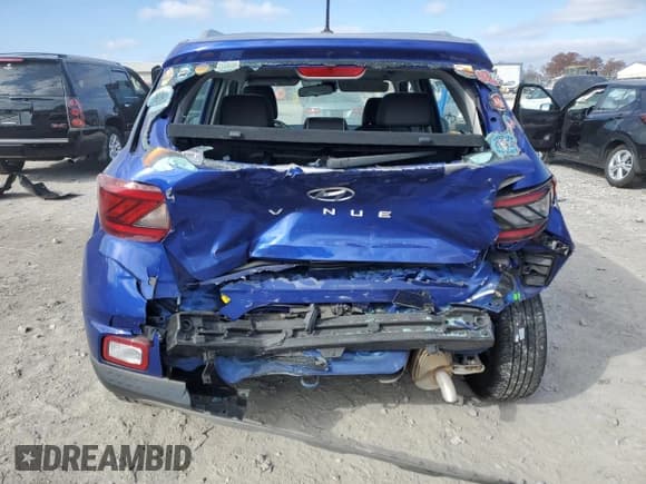 ✅ 2023 Hyundai Venue Limited • VIN: KMHRC8A31PU239111 • Lot: 83157354. Listed on Copart with 24,424 mi. Free auction sales archive from the USA and detailed vehicle history report at DreamBid. Image 6.