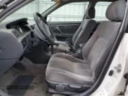 ✅ 1997 Toyota Camry LE • VIN: JT2BG22K4V0096777 • Lot: 82445075. Wystawiony na Copart z przebiegiem 166 228 mil. Bezpłatny archiwum sprzedaży aukcyjnych z USA i szczegółowy raport historii pojazdu na DreamBid. Zdjęcie 7.