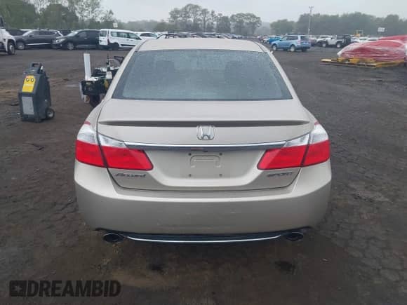 2014 Honda Accord Sport с VIN 1HGCR2F56EA154443, выставлен на аукционе IAAI как лот 43237379 с пробегом 125 485 миль миль и . История ставок и продаж доступна на DreamBid. Изображение 16.