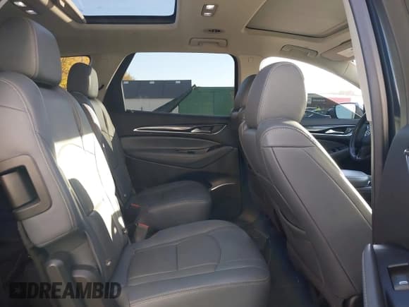 ✅ 2019 Buick Enclave Essence • VIN: 5GAERBKWXKJ246853 • Лот: 43626521. Опубликован ранее на IAAI с пробегом 118 228 миль. Бесплатный доступ к архиву аукционных продаж из США и подробный отчёт об истории автомобиля на DreamBid. Изображение 8.