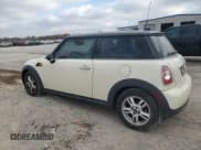 ✅ 2013 MINI Hardtop • VIN: WMWSU3C54DT685949 • Lot: 91926005. Wystawiony na Copart z przebiegiem 140 236 mil. Bezpłatny archiwum sprzedaży aukcyjnych z USA i szczegółowy raport historii pojazdu na DreamBid. Zdjęcie 2.