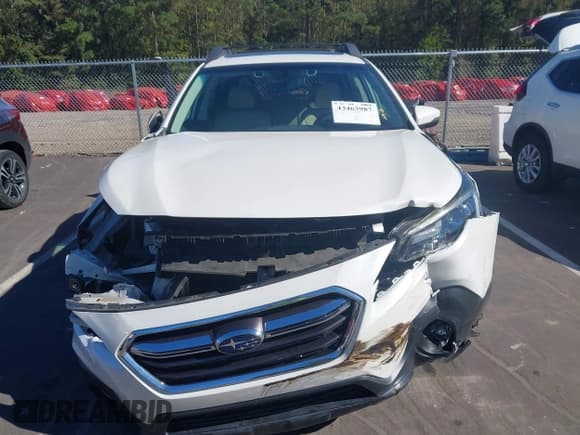 ✅ 2019 Subaru Outback Limited • VIN: 4S4BSANC4K3237647 • Lot: 43463987. Wystawiony na IAAI z przebiegiem 56 265 mil. Bezpłatny archiwum sprzedaży aukcyjnych z USA i szczegółowy raport historii pojazdu na DreamBid. Zdjęcie 13.