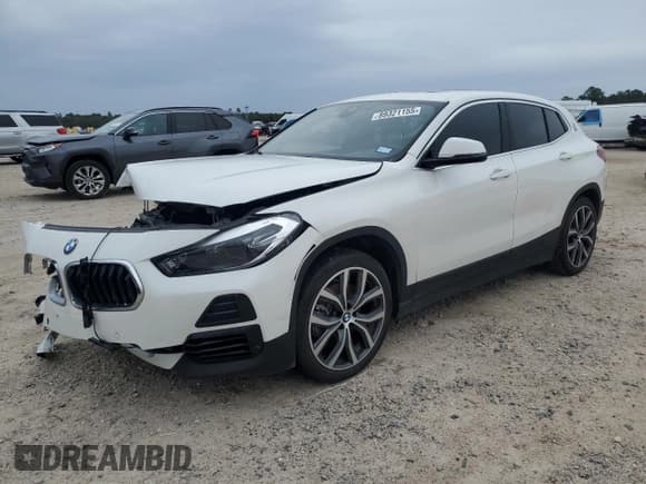 ✅ 2023 BMW X2 sDrive28i • VIN: WBXYH9C00P5V38984 • Lot: 89321155. Listed on Copart with 47,287 mi. Free auction sales archive from the USA and detailed vehicle history report at DreamBid. Image 1.