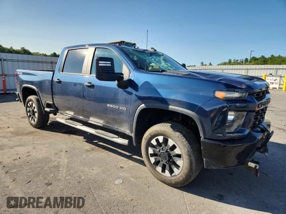 ✅ 2020 Chevrolet Silverado 2500HD Custom • VIN: 1GC4YME71LF309033 • Лот: 80060175. Опубликован ранее на Copart с пробегом 74 449 миль. Бесплатный доступ к архиву аукционных продаж из США и подробный отчёт об истории автомобиля на DreamBid. Изображение 4.