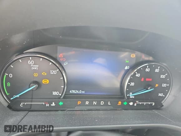 ✅ 2022 Ford Escape SE Hybrid • VIN: 1FMCU9BZ2NUB07256 • Lot: 68317875. Wystawiony na Copart z przebiegiem 47 624 mil. Bezpłatny archiwum sprzedaży aukcyjnych z USA i szczegółowy raport historii pojazdu na DreamBid. Zdjęcie 9.