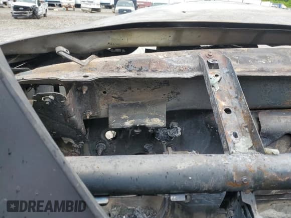 ✅ 2018 Ram 3500 SLT • VIN: 3C63R3DLXJG141770 • Lot: 56014885. Wystawiony na Copart z przebiegiem Nie podano. Bezpłatny archiwum sprzedaży aukcyjnych z USA i szczegółowy raport historii pojazdu na DreamBid. Zdjęcie 9.