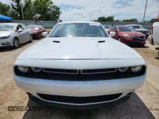 ✅ 2015 Dodge Challenger SXT • VIN: 2C3CDZAG9FH702151 • Lot: 62848735. Wystawiony na Copart z przebiegiem 133 384 mil. Bezpłatny archiwum sprzedaży aukcyjnych z USA i szczegółowy raport historii pojazdu na DreamBid. Zdjęcie 5.