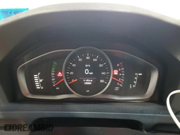 ✅ 2015 Volvo V60 • VIN: YV126MEA0F1201636 • Lot: 87406285. Listed on Copart with 105,684 mi. Free auction sales archive from the USA and detailed vehicle history report at DreamBid. Image 9.