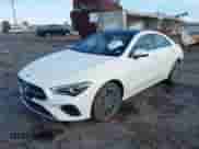 2025 Mercedes-Benz CLA 250 с VIN W1K5J4GB5SN517386, выставлен на аукционе IAAI как лот 42475670 с пробегом 21 839 миль миль и . История ставок и продаж доступна на DreamBid. Изображение 17.