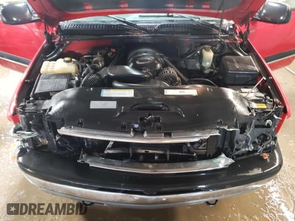 ✅ 2001 Chevrolet Suburban LT • VIN: 3GNFK16T61G156978 • Лот: 47035825. Опубликован ранее на Copart с пробегом 338 864 миль. Бесплатный доступ к архиву аукционных продаж из США и подробный отчёт об истории автомобиля на DreamBid. Изображение 11.