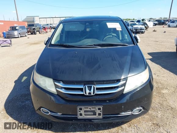 ✅ 2015 Honda Odyssey Touring Elite • VIN: 5FNRL5H96FB062463 • Lot: 43565087. Listed on IAAI with 271,426 mi. Free auction sales archive from the USA and detailed vehicle history report at DreamBid. Image 12.