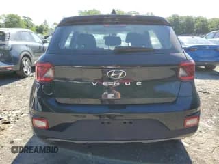 ✅ 2021 Hyundai Venue SE • VIN: KMHRB8A39MU066470 • Lot: 66068994. Wystawiony na Copart z przebiegiem 73 357 mil. Bezpłatny archiwum sprzedaży aukcyjnych z USA i szczegółowy raport historii pojazdu na DreamBid. Zdjęcie 6.