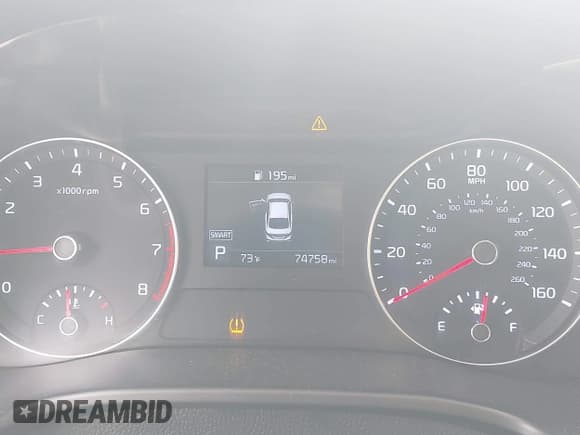 ✅ 2021 Kia Forte LXS • VIN: 3KPF24AD8ME332004 • Lot: 42069968. Wystawiony na IAAI z przebiegiem 74 758 mil. Bezpłatny archiwum sprzedaży aukcyjnych z USA i szczegółowy raport historii pojazdu na DreamBid. Zdjęcie 7.