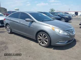 2013 Hyundai Sonata SE with VIN 5NPEC4AB5DH802458, listed as a IAAI auction lot 42607180 with 148,555 mi miles and . Bid and sale history available at DreamBid. Image 1.