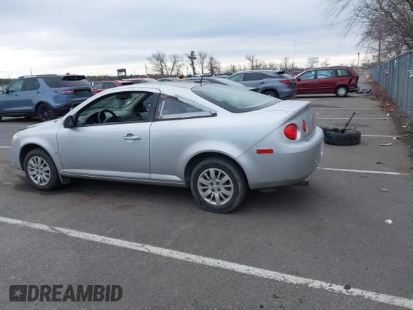 ✅ 2009 Chevrolet Cobalt LS • VIN: 1G1AK18H997283641 • Лот: 43858766. Опубликован ранее на IAAI с пробегом Не указан. Бесплатный доступ к архиву аукционных продаж из США и подробный отчёт об истории автомобиля на DreamBid. Изображение 3.
