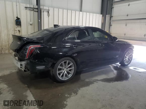 ✅ 2020 Cadillac CT4 V-Series • VIN: 1G6DH5RL2L0154057 • Lot: 89865435. Wystawiony na Copart z przebiegiem 47 185 mil. Bezpłatny archiwum sprzedaży aukcyjnych z USA i szczegółowy raport historii pojazdu na DreamBid. Zdjęcie 3.