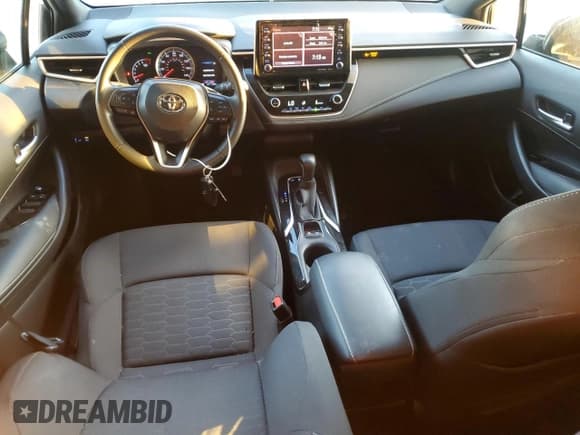 ✅ 2021 Toyota Corolla SE • VIN: JTND4MBE4M3127999 • Лот: 81706365. Опубликован ранее на Copart с пробегом 17 984 миль. Бесплатный доступ к архиву аукционных продаж из США и подробный отчёт об истории автомобиля на DreamBid. Изображение 8.