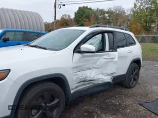 ✅ 2019 Jeep Cherokee Latitude Plus • VIN: 1C4PJMLX1KD420857 • Lot: 43456722. Wystawiony na IAAI z przebiegiem 78 365 mil. Bezpłatny archiwum sprzedaży aukcyjnych z USA i szczegółowy raport historii pojazdu na DreamBid. Zdjęcie 6.