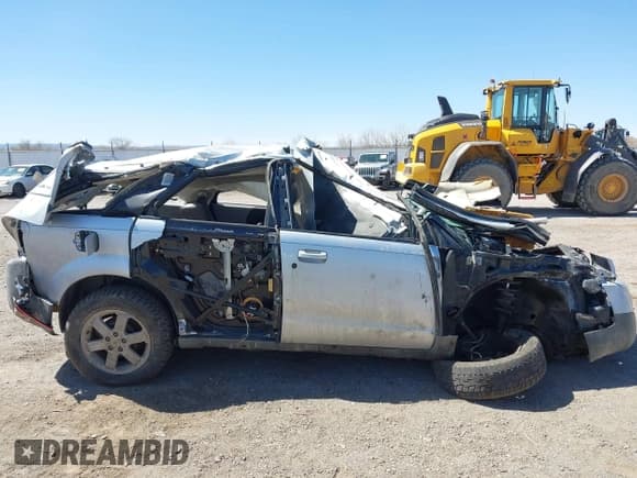 ✅ 2004 Saturn VUE V6 • VIN: 5GZCZ63424S857160 • Lot: 41958664. Wystawiony na IAAI z przebiegiem Nie podano. Bezpłatny archiwum sprzedaży aukcyjnych z USA i szczegółowy raport historii pojazdu na DreamBid. Zdjęcie 12.