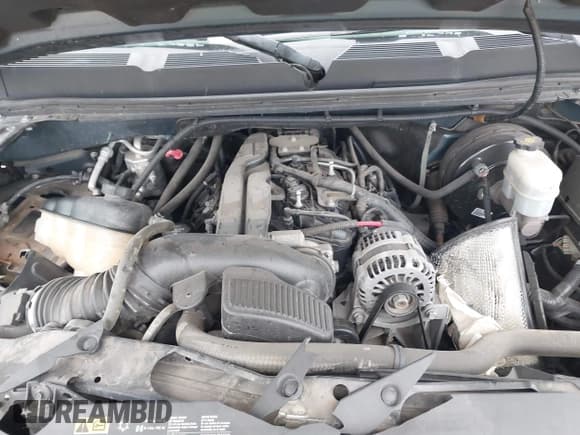 ✅ 2013 Chevrolet Silverado 1500 LS • VIN: 1GCRCREA5DZ272632 • Lot: 43510830. Listed on IAAI with 86,640 mi. Free auction sales archive from the USA and detailed vehicle history report at DreamBid. Image 10.