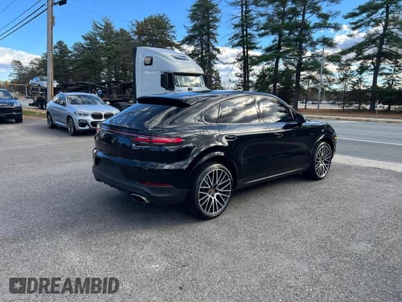 ✅ 2020 Porsche Cayenne • VIN: WP1BA2AY1LDA48074 • Lot: 91722775. Listed on Copart with 115,226 mi. Free auction sales archive from the USA and detailed vehicle history report at DreamBid. Image 4.