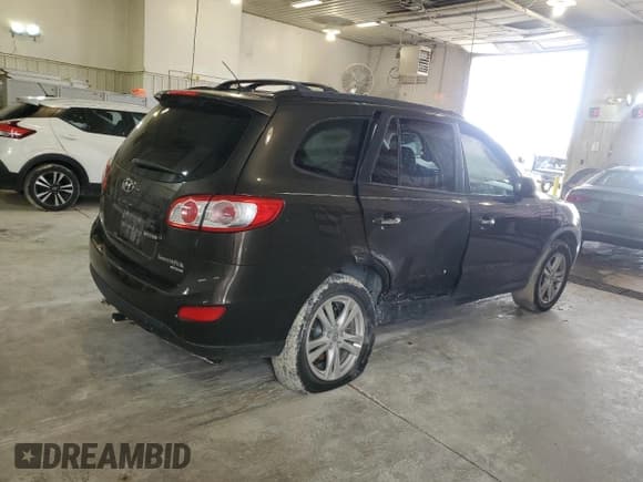 ✅ 2011 Hyundai Santa Fe Limited • VIN: 5XYZK4AG4BG090674 • Lot: 79179594. Listed on Copart with 158,226 mi. Free auction sales archive from the USA and detailed vehicle history report at DreamBid. Image 3.