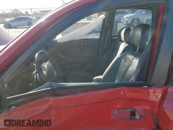 2004 Hyundai Elantra GLS z VIN KMHDN46D24U752362, wystawiony jako Copart lot #81528944 z przebiegiem 157 830 mil mil oraz Szkoda całkowita • Salvage title. Historia ofert i sprzedaży dostępna na DreamBid. Obrazek 7.