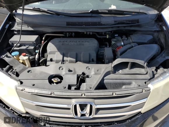 ✅ 2012 Honda Odyssey EX-L • VIN: 5FNRL5H6XCB070308 • Lot: 92482185. Wystawiony na Copart z przebiegiem 263 355 mil. Bezpłatny archiwum sprzedaży aukcyjnych z USA i szczegółowy raport historii pojazdu na DreamBid. Zdjęcie 12.