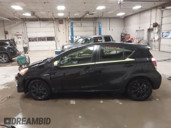 ✅ 2016 Toyota Prius One • VIN: JTDKDTB39G1116257 • Лот: 42993056. Опубликован ранее на IAAI с пробегом 136 212 миль. Бесплатный доступ к архиву аукционных продаж из США и подробный отчёт об истории автомобиля на DreamBid. Изображение 14.