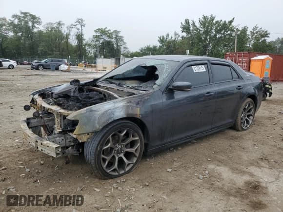 ✅ 2018 Chrysler 300 S • VIN: 2C3CCABG0JH269489 • Lot: 81708115. Listed on Copart with Not provided. Free auction sales archive from the USA and detailed vehicle history report at DreamBid. Image 1.