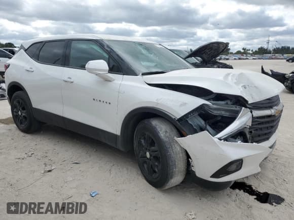 ✅ 2021 Chevrolet Blazer LT • VIN: 3GNKBCRS7MS578241 • Lot: 46196285. Wystawiony na Copart z przebiegiem 38 283 mil. Bezpłatny archiwum sprzedaży aukcyjnych z USA i szczegółowy raport historii pojazdu na DreamBid. Zdjęcie 4.