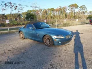 ✅ 2005 BMW Z4 2.5i • VIN: 4USBT33515LS55510 • Lot: 43638484. Listed on IAAI with 72,363 mi. Free auction sales archive from the USA and detailed vehicle history report at DreamBid. Image 1.