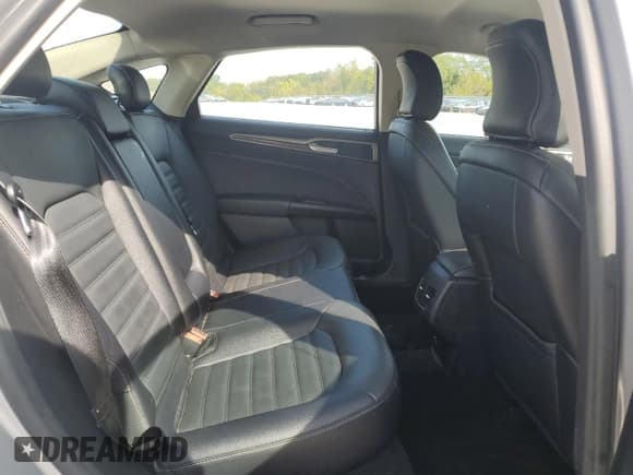 ✅ 2018 Ford Fusion SE • VIN: 3FA6P0PU1JR179736 • Лот: 84069735. Опубликован ранее на Copart с пробегом 165 167 миль. Бесплатный доступ к архиву аукционных продаж из США и подробный отчёт об истории автомобиля на DreamBid. Изображение 10.