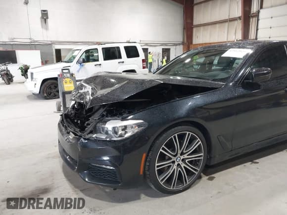✅ 2018 BMW 5 Series 540i • VIN: WBAJE5C56JWA94846 • Lot: 42512529. Listed on IAAI with 78,866 mi. Free auction sales archive from the USA and detailed vehicle history report at DreamBid. Image 17.