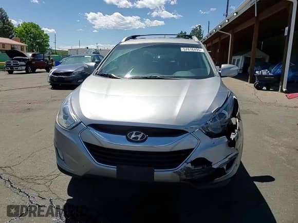 ✅ 2011 Hyundai Tucson Limited • VIN: KM8JUCAC8BU222442 • Lot: 57816495. Listed on Copart with 129,610 mi miles. Access the free auction sales archive from the USA and view a detailed vehicle history report at DreamBid. Image 13.