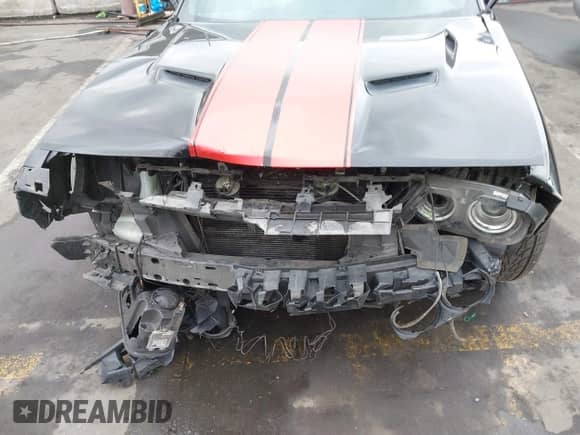 2015 Dodge Challenger R/T Plus with VIN 2C3CDZBT6FH924089, listed as a IAAI auction lot 41472696 with 87,089 mi miles and . Bid and sale history available at DreamBid. Image 6.