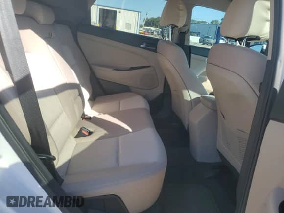 2016 Hyundai Tucson Sport with VIN KM8J33A26GU242125, listed as a Copart auction lot 82364965 with 101,227 mi miles and Clean title. Bid and sale history available at DreamBid. Image 11.