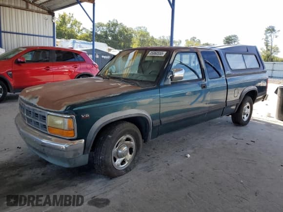 ✅ 1999 Dodge Dakota • VIN: 1B7GL23XXSS263484 • Lot: 85060555. Listed on Copart with 141,839 mi. Free auction sales archive from the USA and detailed vehicle history report at DreamBid. Image 1.