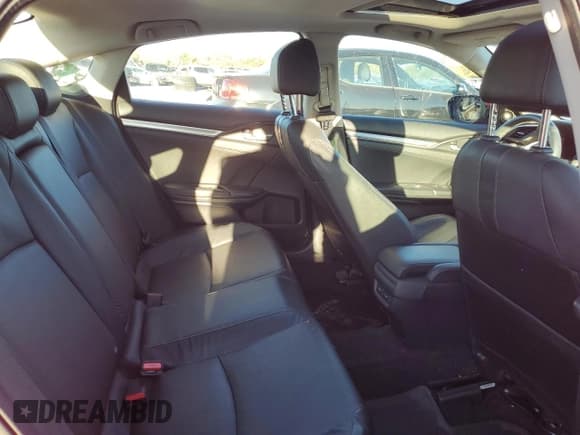 ✅ 2016 Honda Civic Touring • VIN: 2HGFC1F93GH641728 • Lot: 90935515. Listed on Copart with 139,595 mi. Free auction sales archive from the USA and detailed vehicle history report at DreamBid. Image 10.