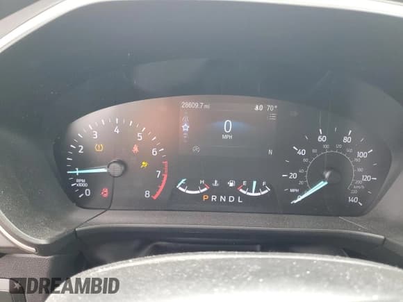 ✅ 2020 Ford Escape SE • VIN: 1FMCU9G64LUA83537 • Lot: 58823825. Wystawiony na Copart z przebiegiem 28 609 mil. Bezpłatny archiwum sprzedaży aukcyjnych z USA i szczegółowy raport historii pojazdu na DreamBid. Zdjęcie 9.