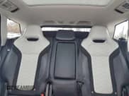 ✅ 2019 Land Rover Range Rover Sport SVR • VIN: SALWZ2SE5KA832167 • Lot: 94812645. Wystawiony na Copart z przebiegiem 67 683 mil. Bezpłatny archiwum sprzedaży aukcyjnych z USA i szczegółowy raport historii pojazdu na DreamBid. Zdjęcie 10.