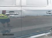 ✅ 2019 Chevrolet Silverado 1500 RST • VIN: 3GCUYEEDXKG177656 • Lot: 42870941. Wystawiony na IAAI z przebiegiem 72 422 mil. Bezpłatny archiwum sprzedaży aukcyjnych z USA i szczegółowy raport historii pojazdu na DreamBid. Zdjęcie 18.