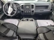 ✅ 2018 Ram 2500 Tradesman • VIN: 3C6UR5HJ8JG301542 • Лот: 84587235. Опубликован ранее на Copart с пробегом 91 497 миль. Бесплатный доступ к архиву аукционных продаж из США и подробный отчёт об истории автомобиля на DreamBid. Изображение 8.