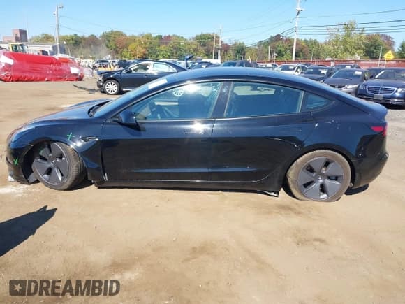 ✅ 2022 Tesla Model 3 Long Range • VIN: 5YJ3E1EB3NF123752 • Lot: 43380217. Wystawiony na IAAI z przebiegiem 51 551 mil. Bezpłatny archiwum sprzedaży aukcyjnych z USA i szczegółowy raport historii pojazdu na DreamBid. Zdjęcie 14.