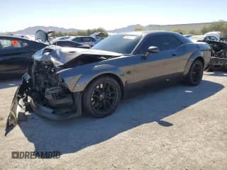 ✅ 2022 Dodge Challenger R/T Scat Pack Widebody • VIN: 2C3CDZFJ5NH258205 • Lot: 49978164. Wystawiony na Copart z przebiegiem 18 398 mil. Bezpłatny archiwum sprzedaży aukcyjnych z USA i szczegółowy raport historii pojazdu na DreamBid. Zdjęcie 1.