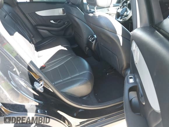 ✅ 2021 Mercedes-Benz GLC 300 • VIN: W1N0G8DB6MV286007 • Lot: 42940680. Listed on IAAI with 120,716 mi. Free auction sales archive from the USA and detailed vehicle history report at DreamBid. Image 8.